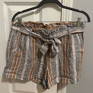 Jolt (T.J.Maxx) Striper Summer Shorts (L)